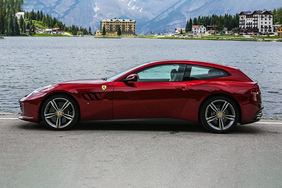GTC4Lusso V12