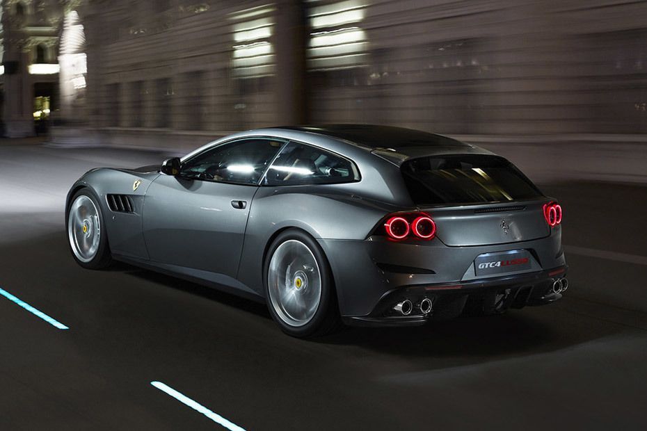 GTC4Lusso V12