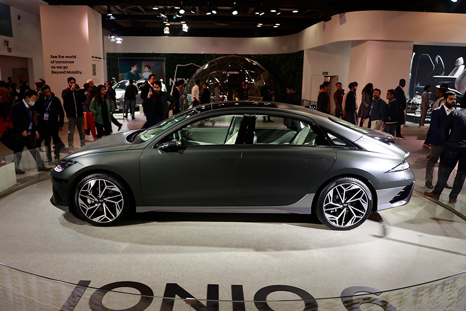IONIQ 6