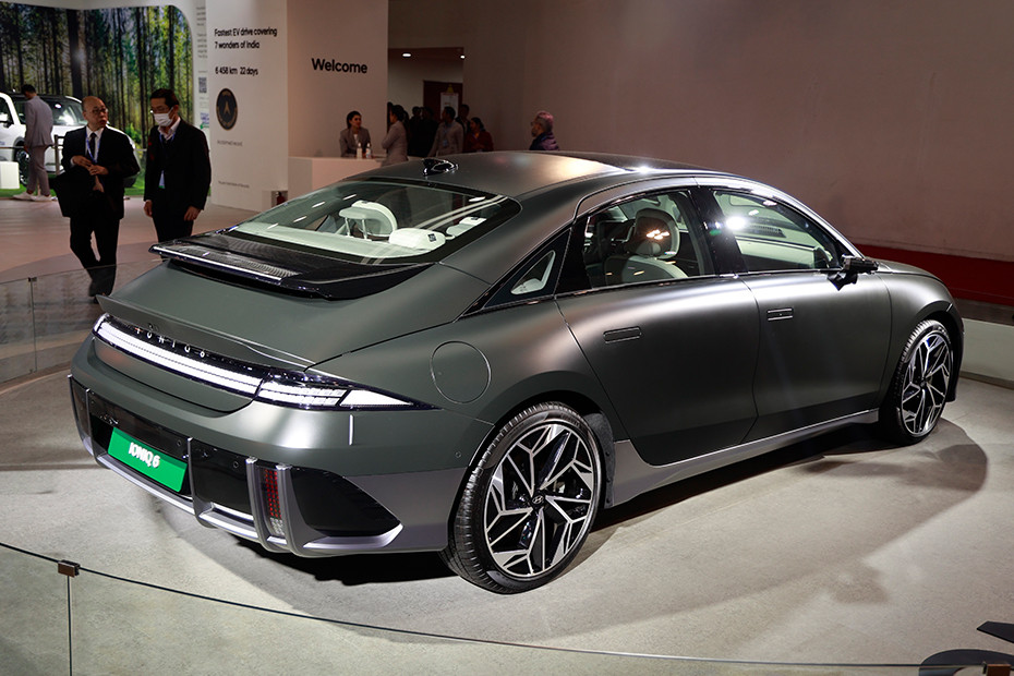 IONIQ 6