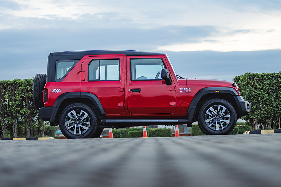Thar ROXX MX1 RWD