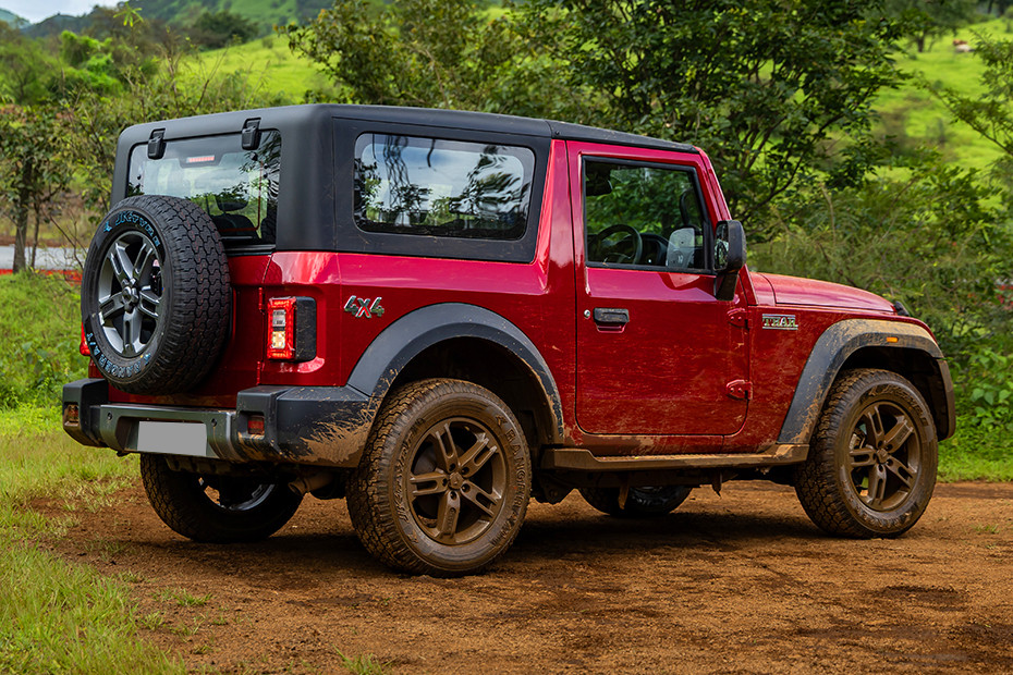 Thar LXT 4WD Diesel AT