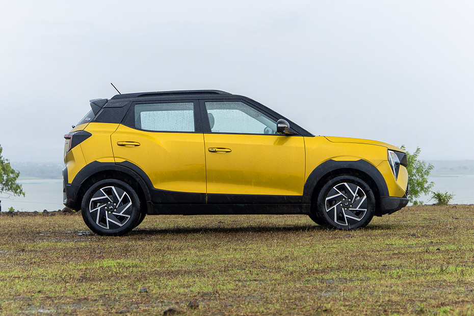 XUV 3XO MX1