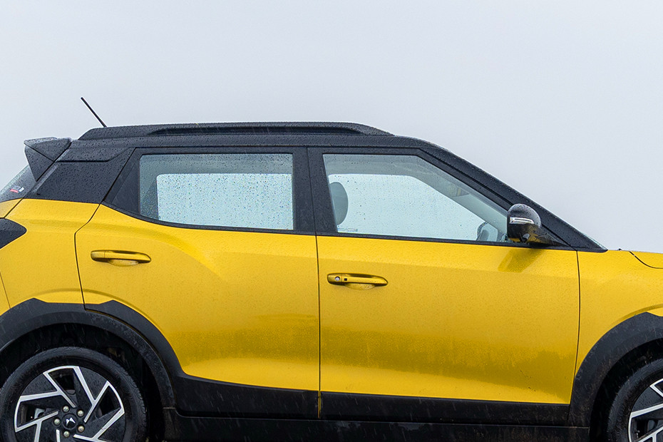 XUV 3XO MX1