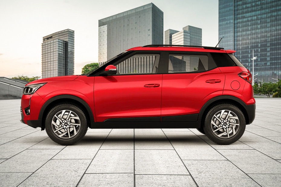 XUV300