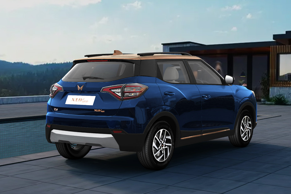 XUV400 EV EL Pro DT