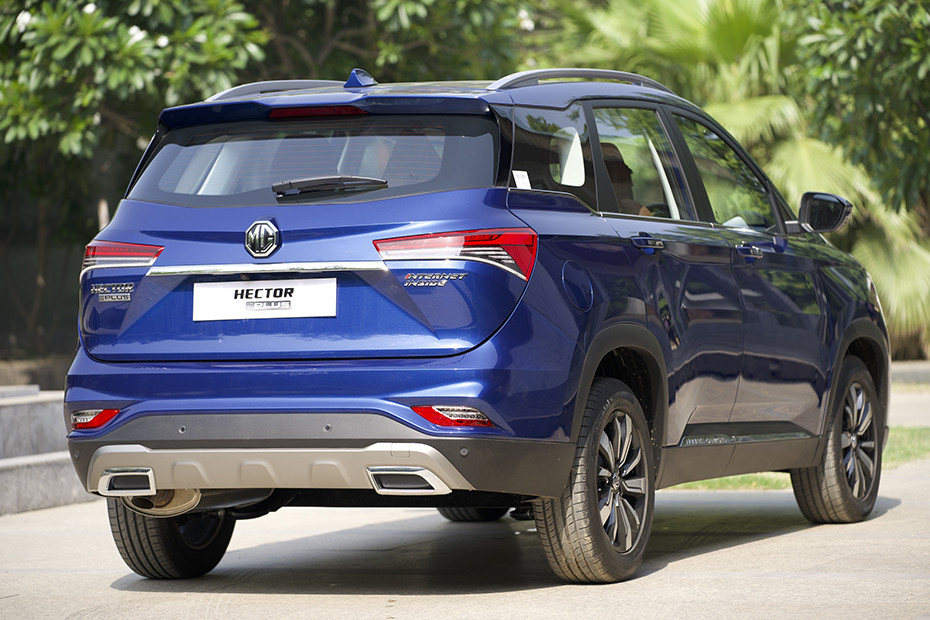 MG Hector Plus Sharp Hybrid M