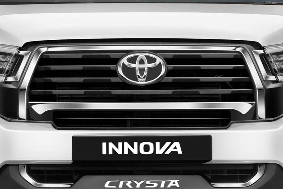 Innova Crysta 2.4 VX 7St